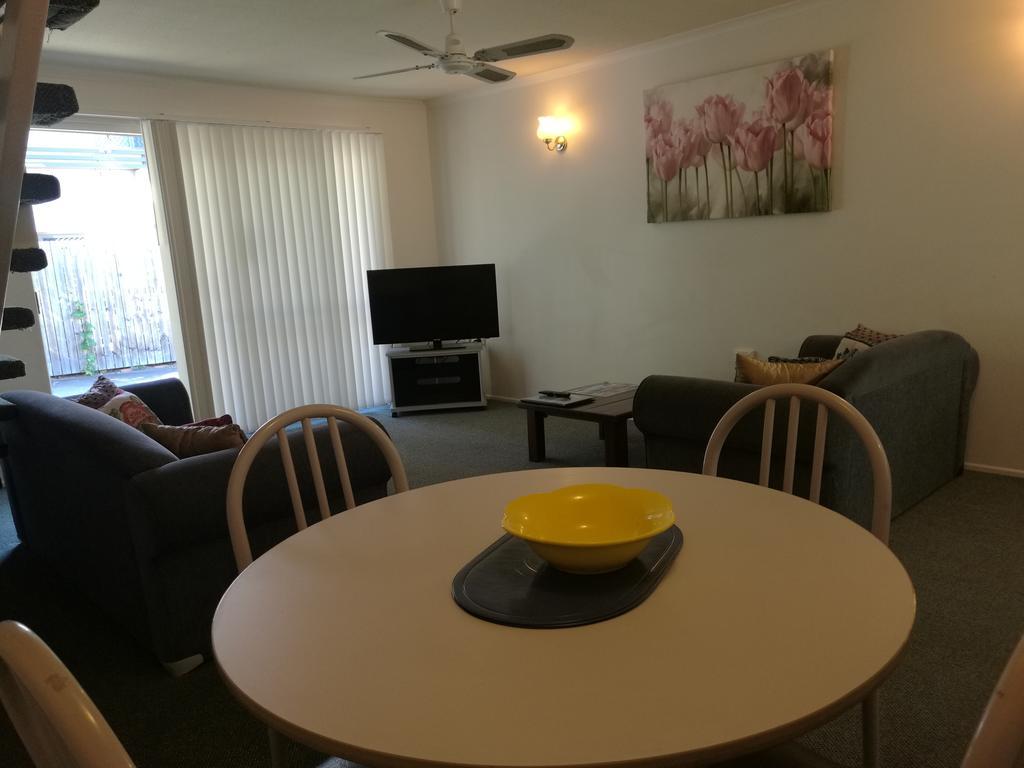 Coast Apartments Formally Bayshores Holiday Apartments Nikenbah Eksteriør bilde